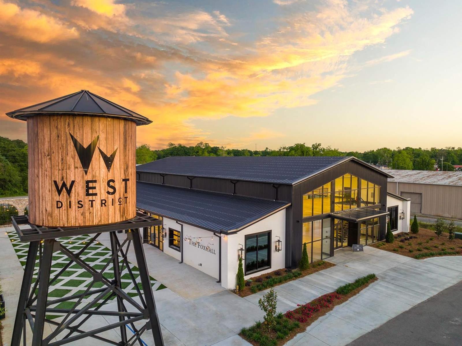 Apartamento Eagle'S Landing Loft-Downtown Above Bull & Barrel Statesboro Exterior foto